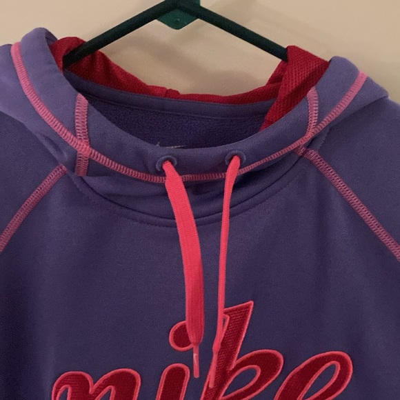 Like new Bright purple Nike Dri fit hooded sweatshirt…. Worn only a few times. - Picture 3 of 7